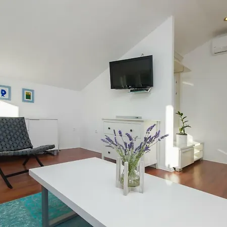 Apartment Nina Skradin Exterior photo